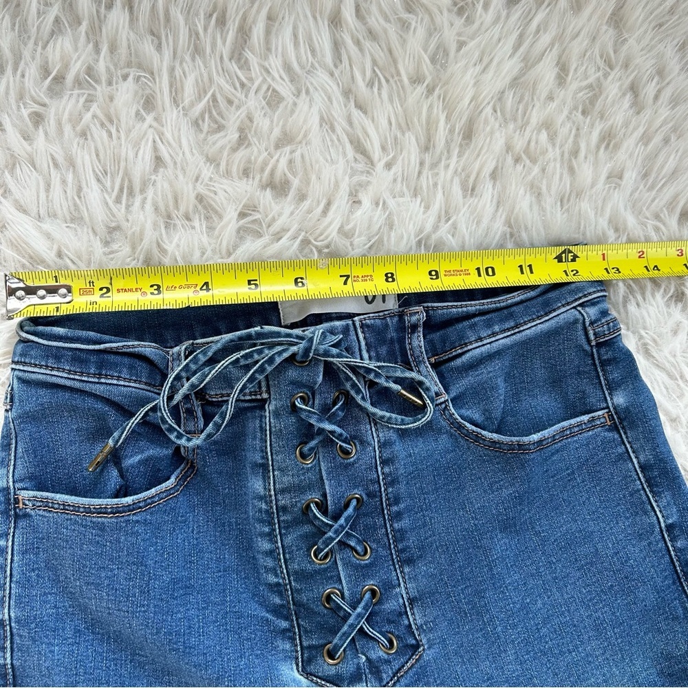 Garage High Rise Lace Up Jeans Size 7 - Picture 9 of 10